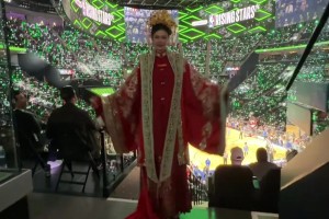 前女篮国手许诺晒穿汉服全明星之旅：这才是真正文化输出气场拉满