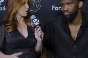 恩比德23年：对哈登申请交易感到失望，我很开心成为他的朋友！