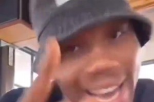 幽默！字母哥此前直播被网友叫Goat：我不是goat，你才是山羊！